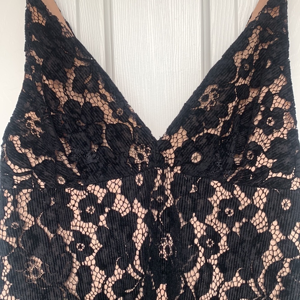 NWT Free People Dangerous Love Floral Lace mini dress Goth black size 6 - Picture 4 of 10